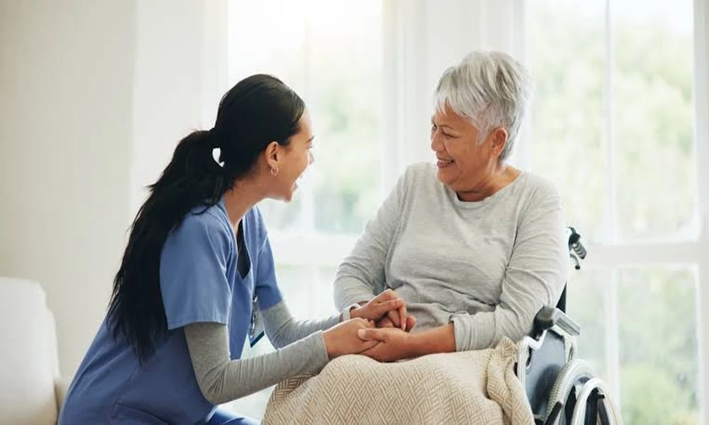 Ways In-Home Senior Care Strengthens Health Outcomes for Veterans in Tennessee